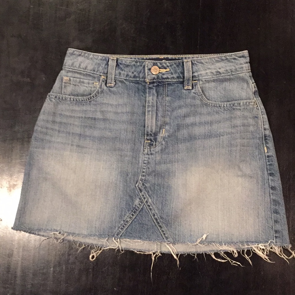 Hollister size 3 w26 denim jean skirt